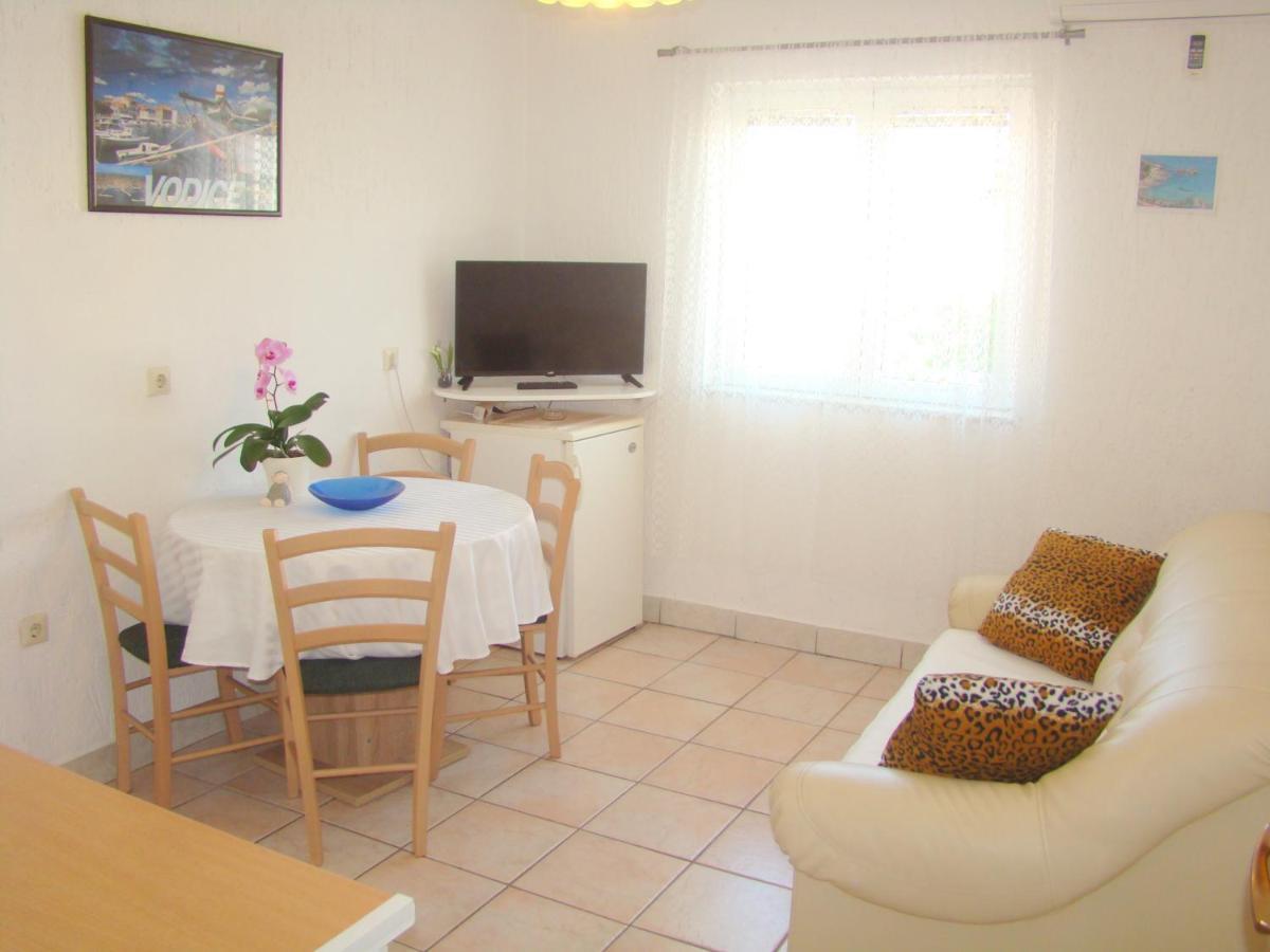 Apartments Ruza Vodice Cameră foto
